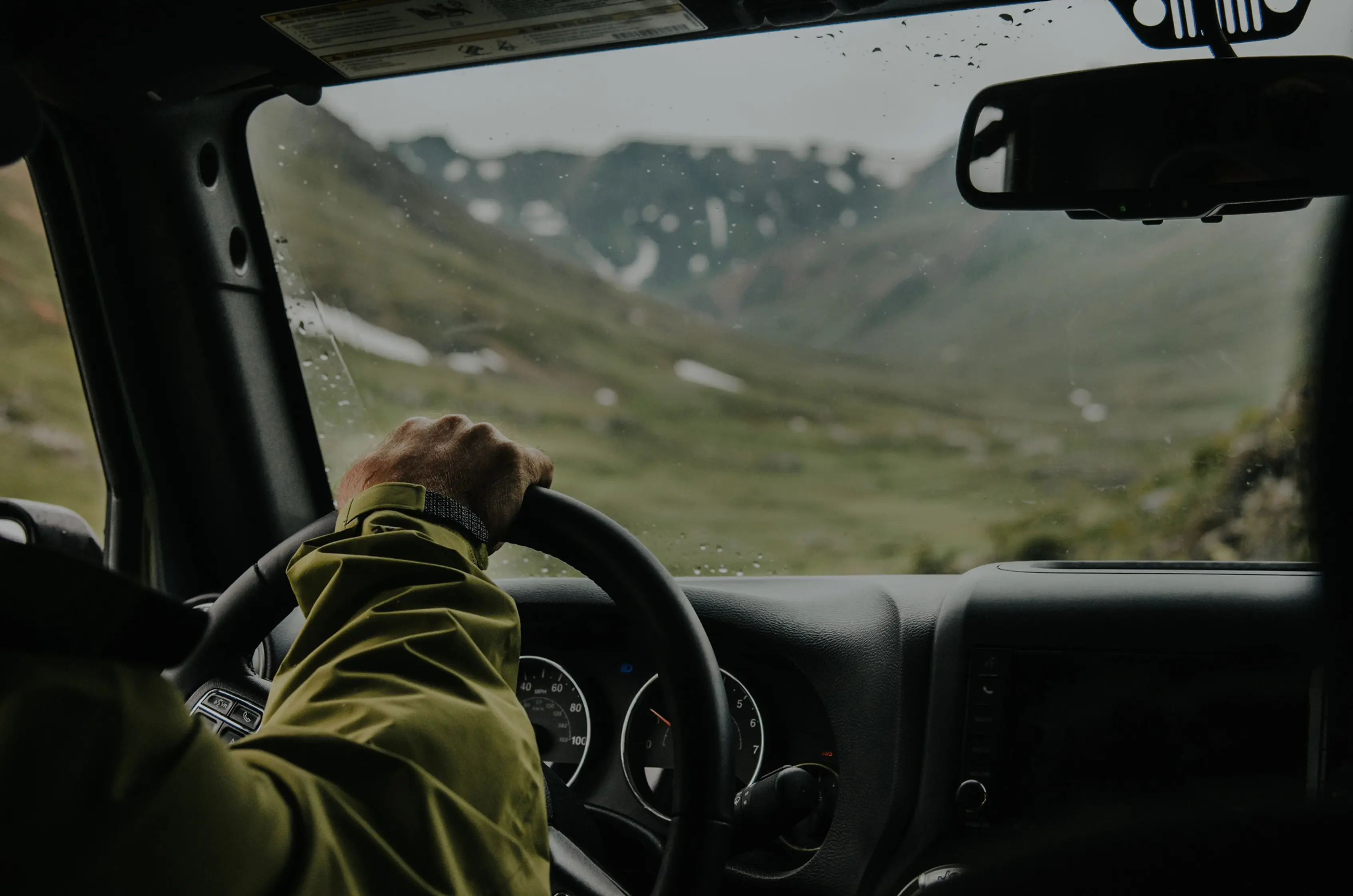 UNCURBED - 10 days private Iceland tour